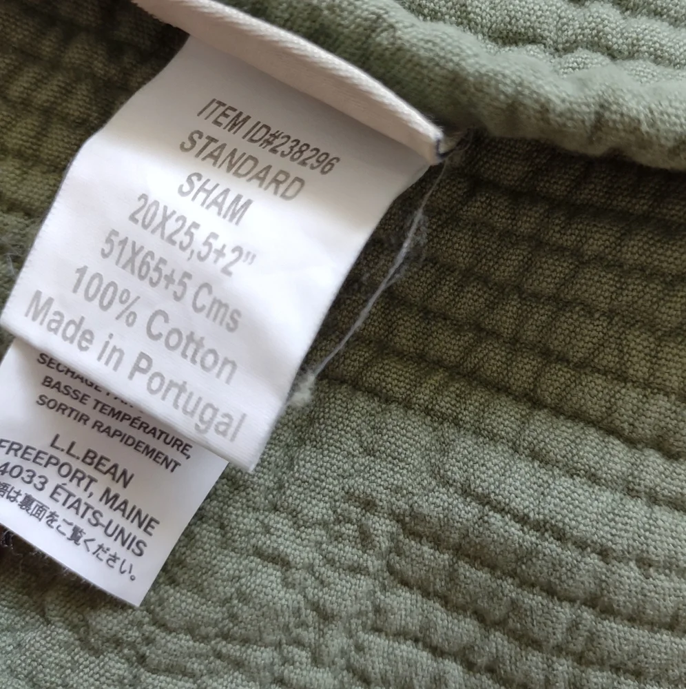 L.L. Bean soft 100%